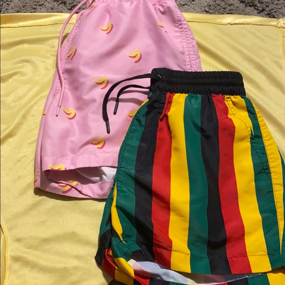 2 pairs men’s drawstring swim shorts